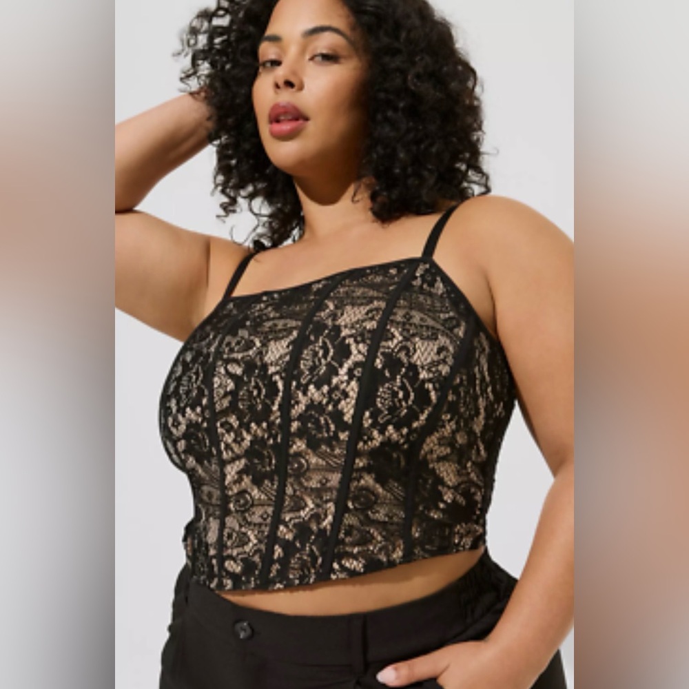 Torrid Goth Black Lace Corset Crop Top Cream Lining & Adjustable Straps - SZ 2X